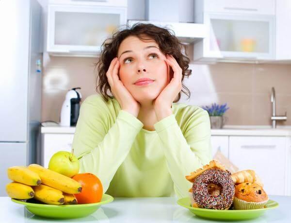 Đại tràng co thắt nên kiêng ăn gì? Chế độ ăn uống khoa học cho người bệnh